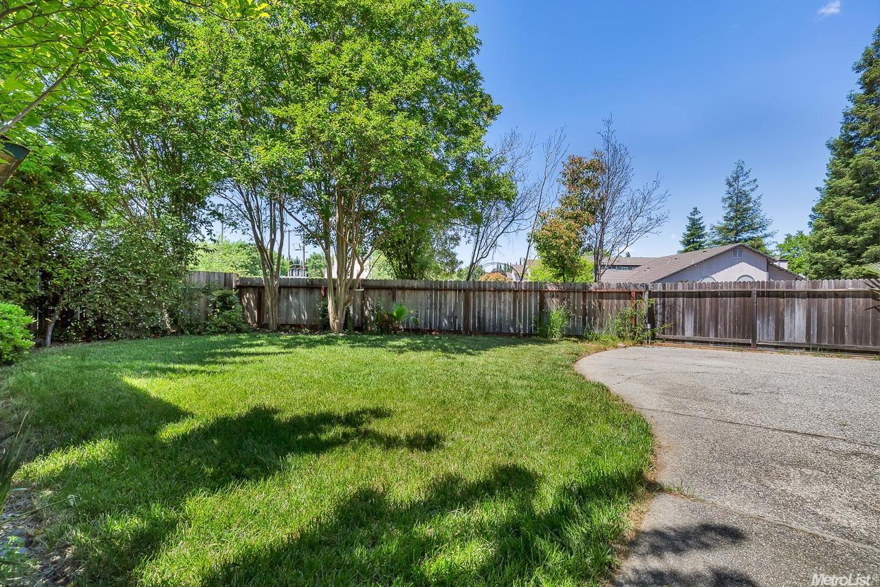 8439 Rock Bound Ct, Antelope, CA 95843 photo 21