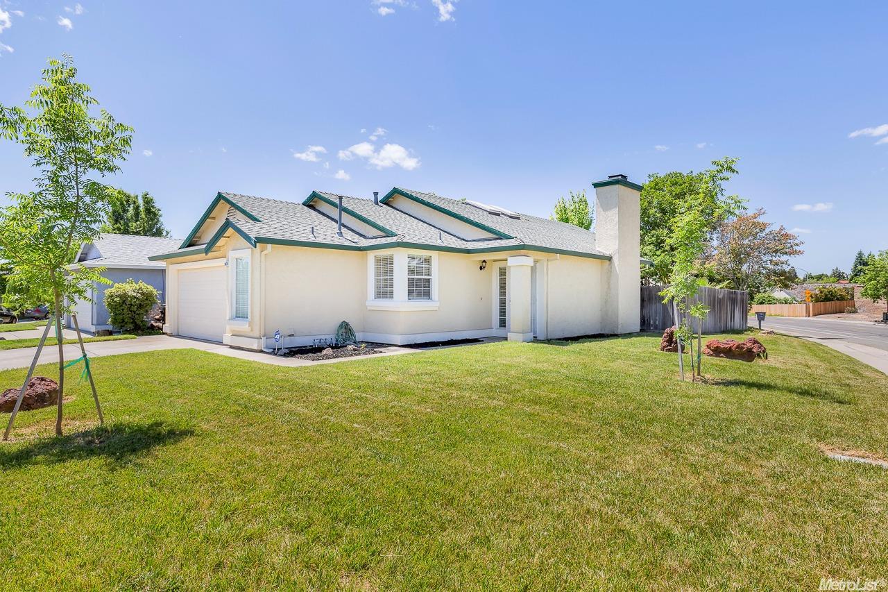 8439 Rock Bound Ct, Antelope, CA 95843 photo 2