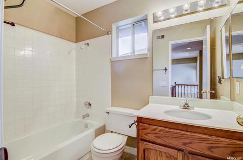5653 Summit Dr, Rocklin, CA 95765 photo 12