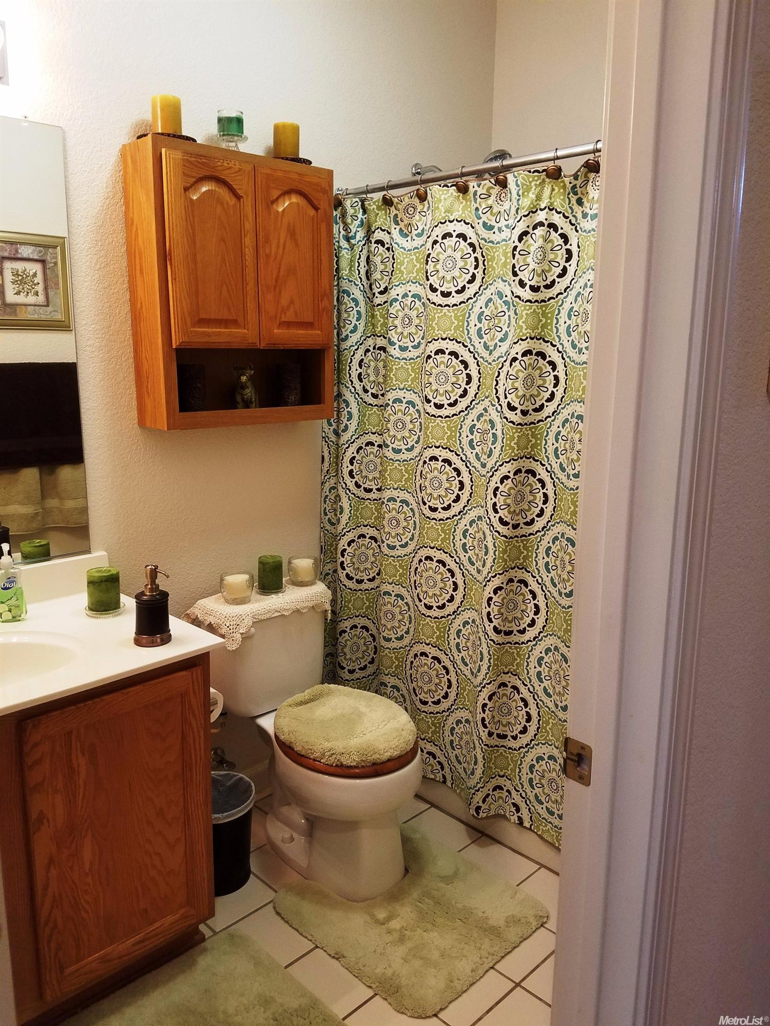 8233 Windmill Oaks Pl, Antelope, CA 95843 photo 9