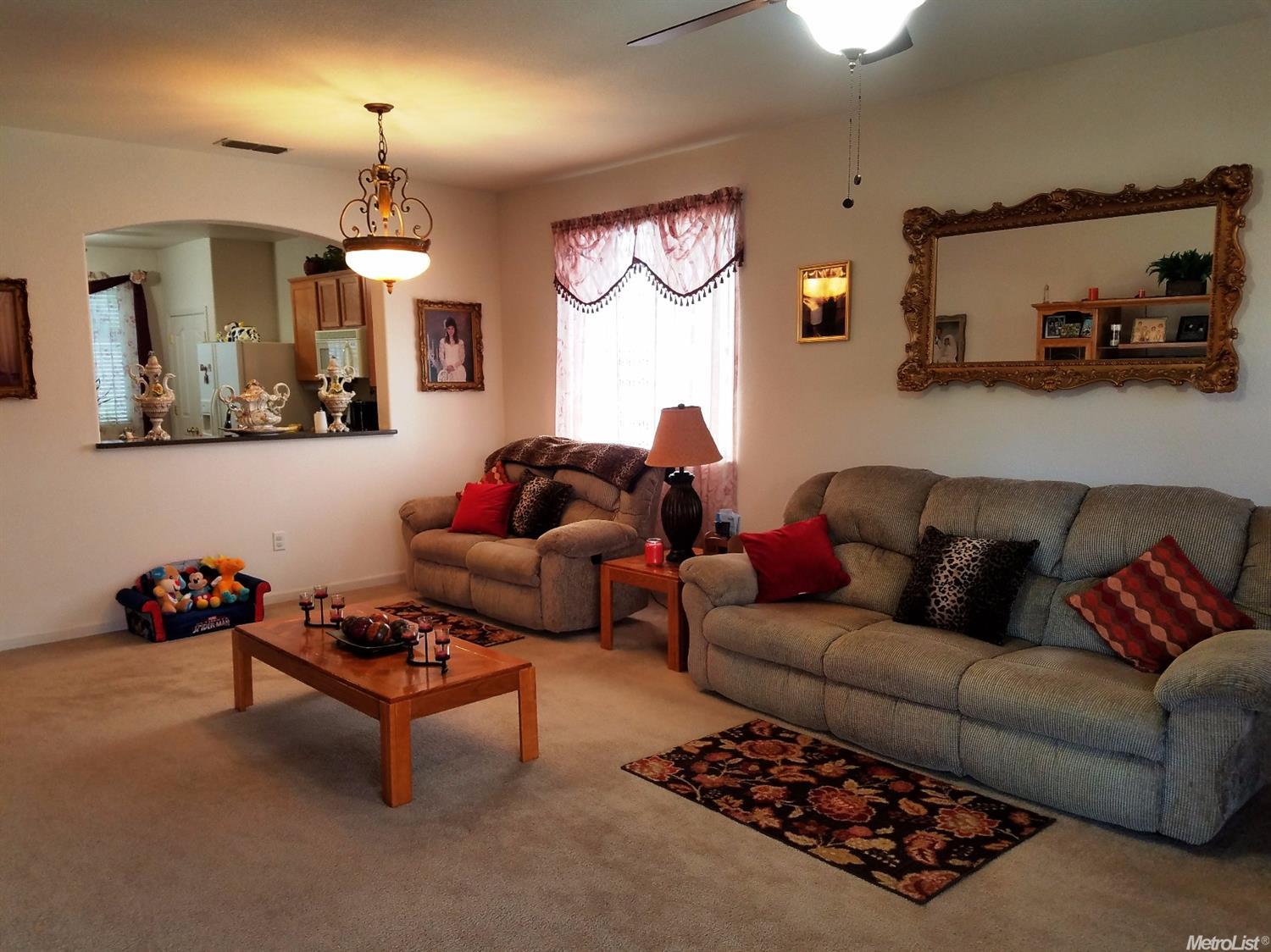 8233 Windmill Oaks Pl, Antelope, CA 95843 photo 5