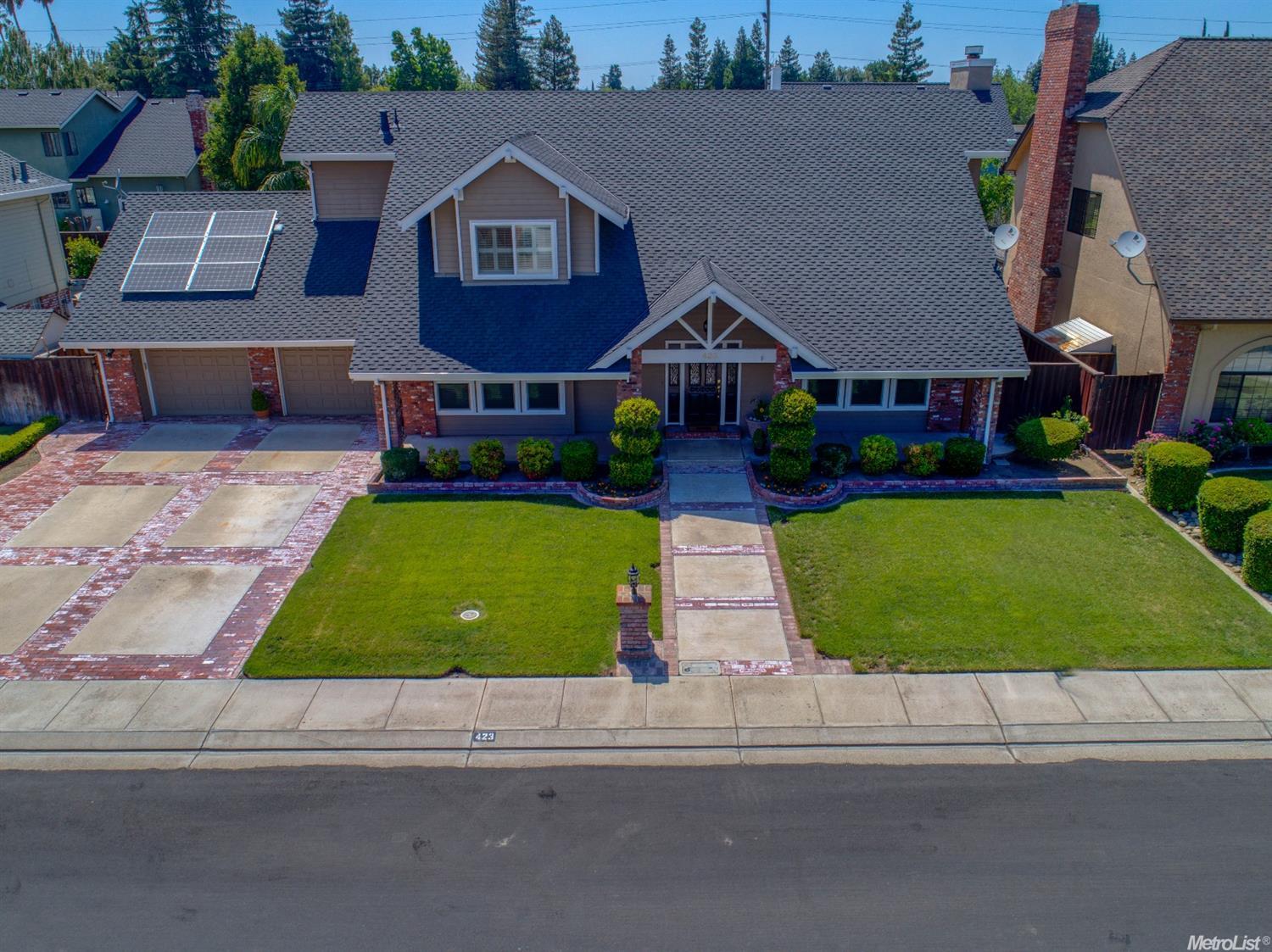 423 Wells Ln, Ripon, CA 95366 photo 1