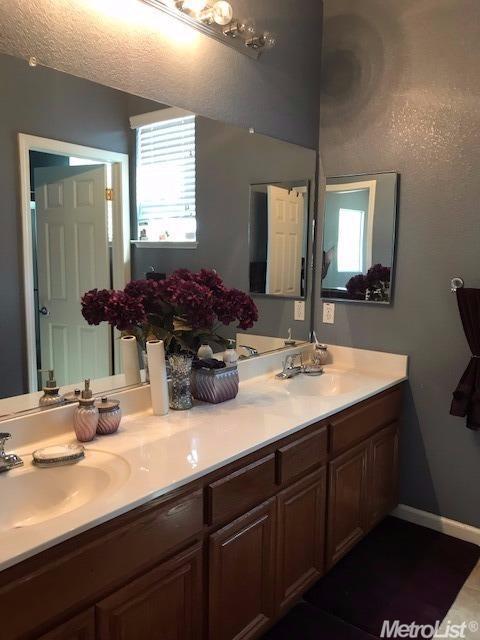 3463 Eagle Rock Loop, Tracy, CA 95377 photo 8