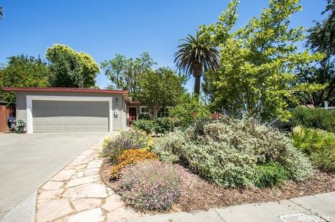 902 Gregory Pl, Davis, CA 95616 photo 1