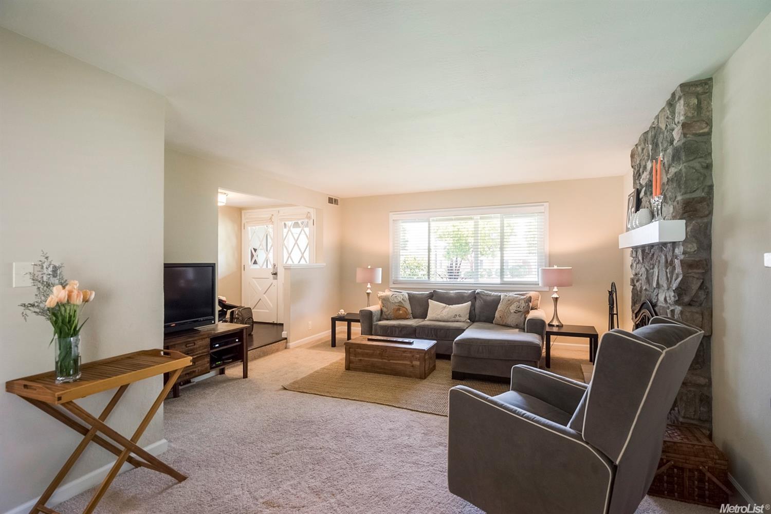 6514 Moraga Dr, Carmichael, CA 95608 photo 3