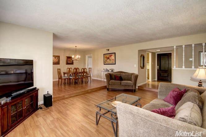 6313 Meadowvista Dr, Carmichael, CA 95608 photo 7