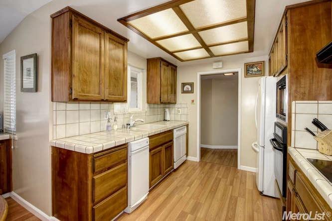 6313 Meadowvista Dr, Carmichael, CA 95608 photo 15
