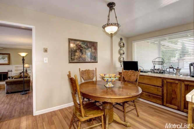 6313 Meadowvista Dr, Carmichael, CA 95608 photo 12