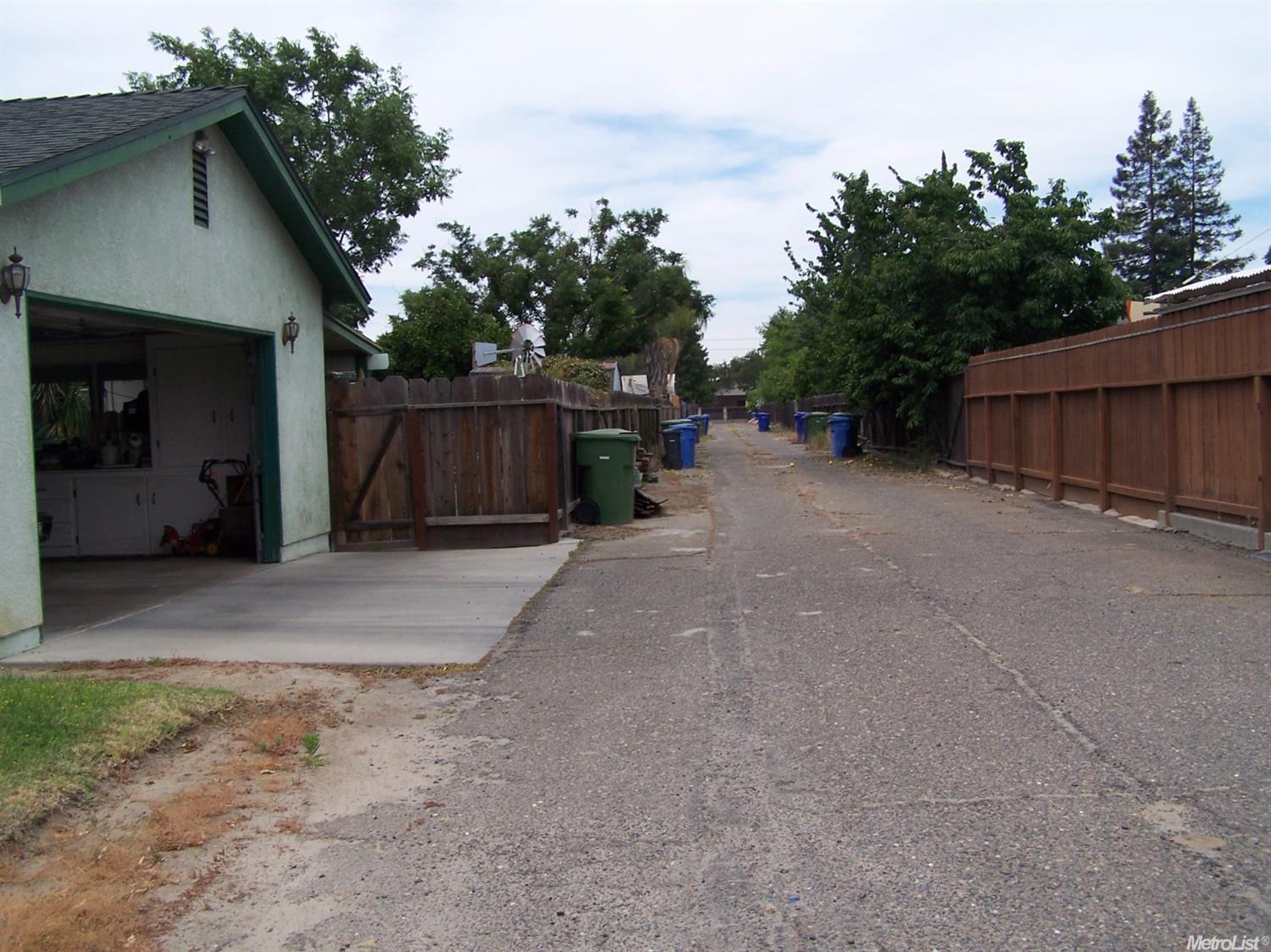 285 Baylor Ave, Turlock, CA 95382 photo 23