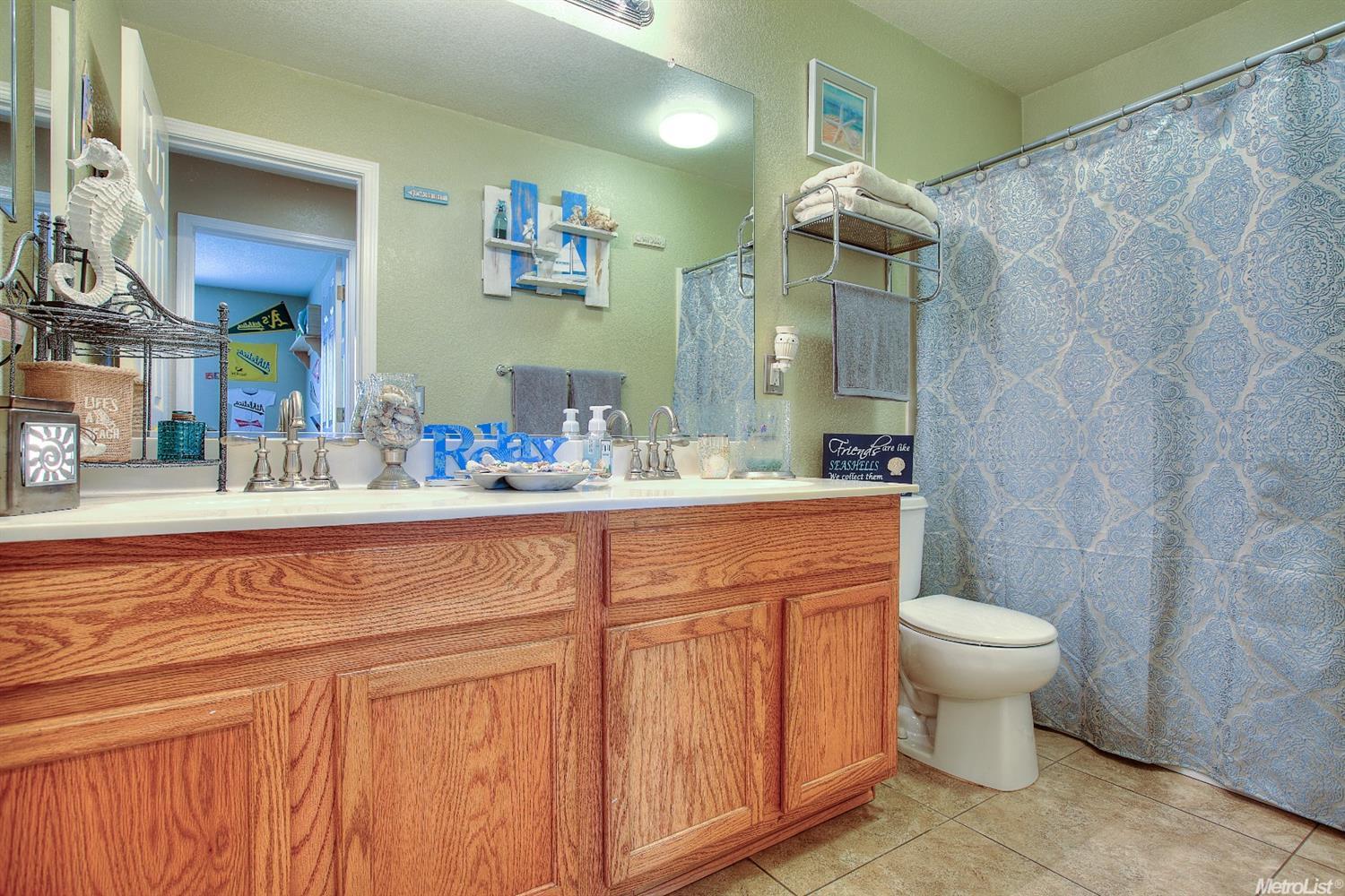 4008 Drakeshire Dr, Modesto, CA 95356 photo 12
