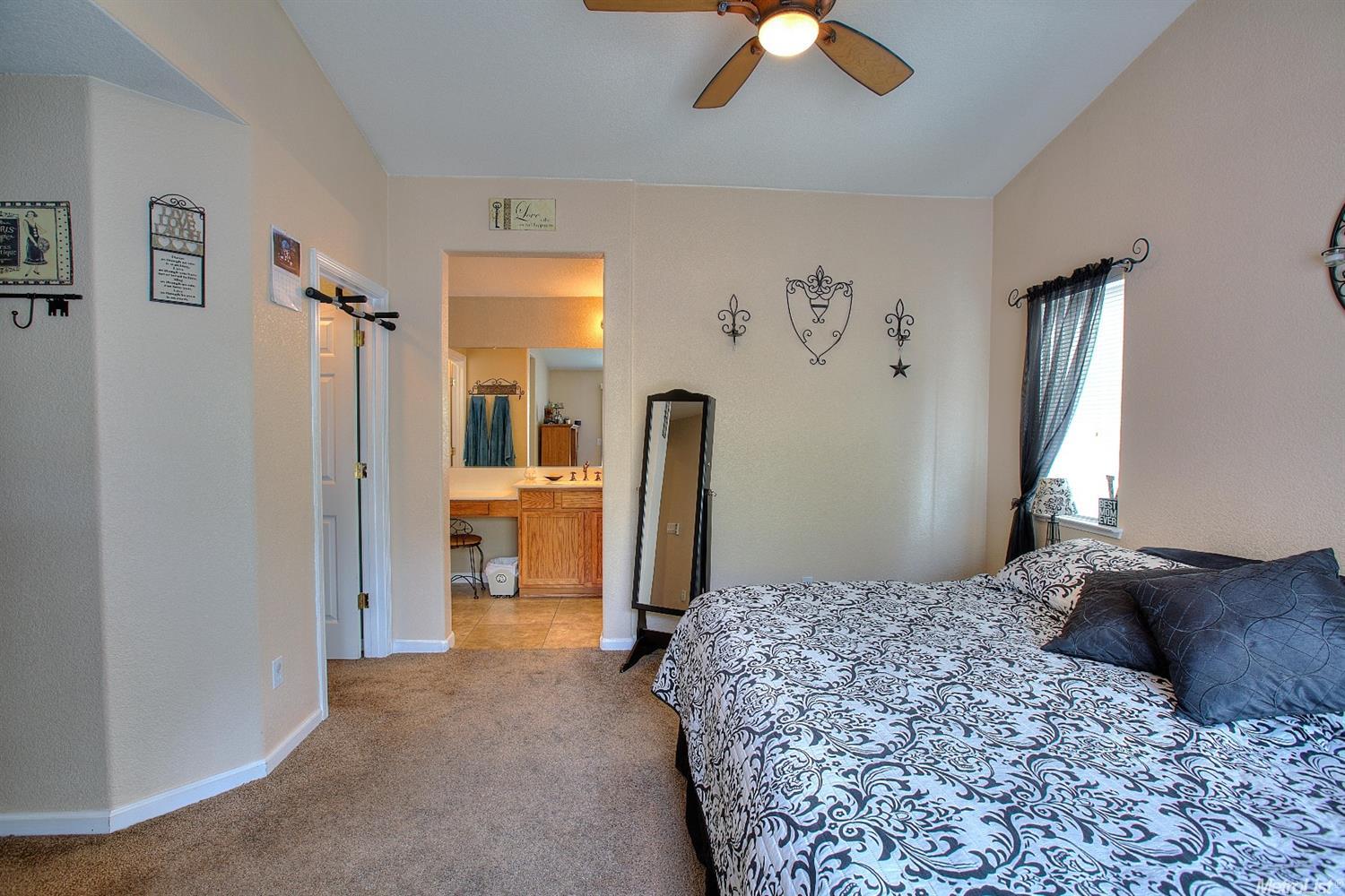 4008 Drakeshire Dr, Modesto, CA 95356 photo 13