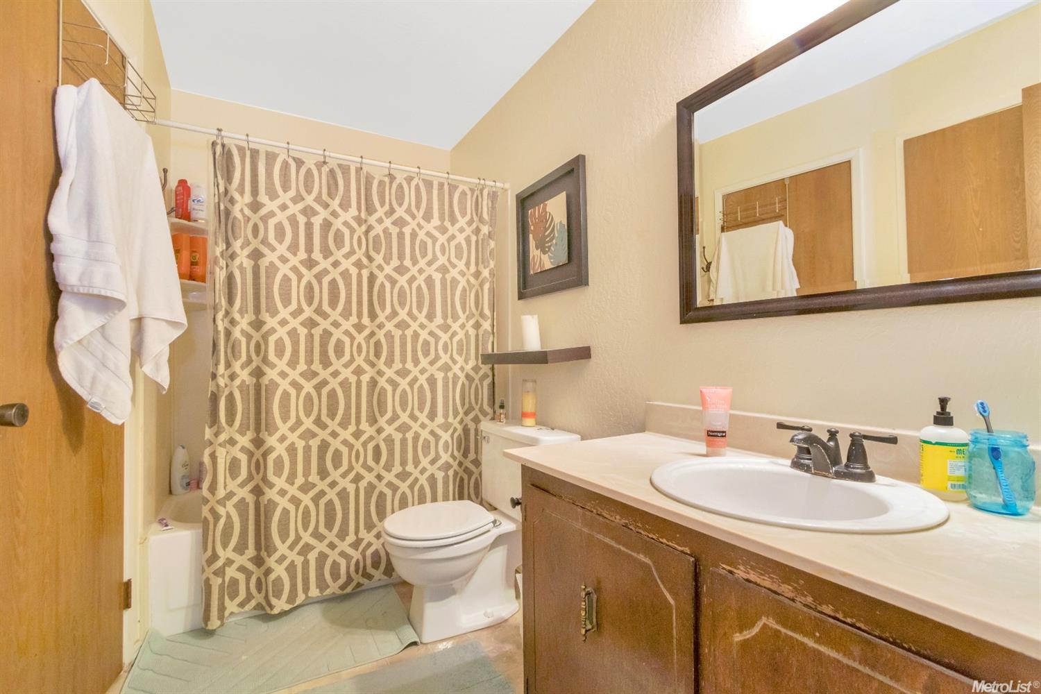 1001 Cabot St, Davis, CA 95616 photo 12