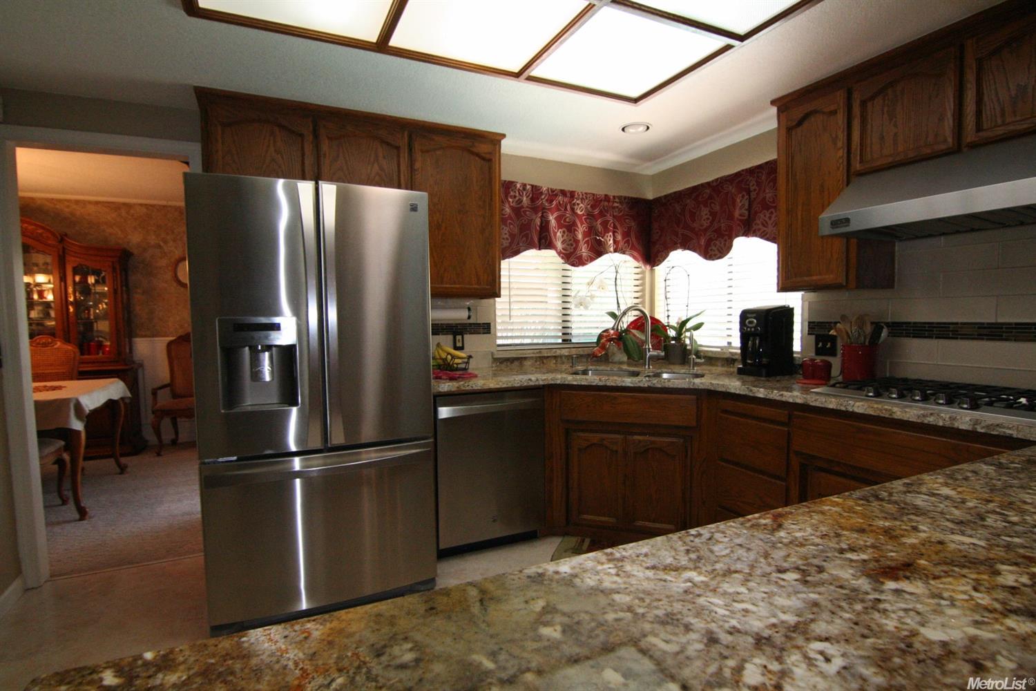 2308 Kampen Ct, Modesto, CA 95356 photo 6