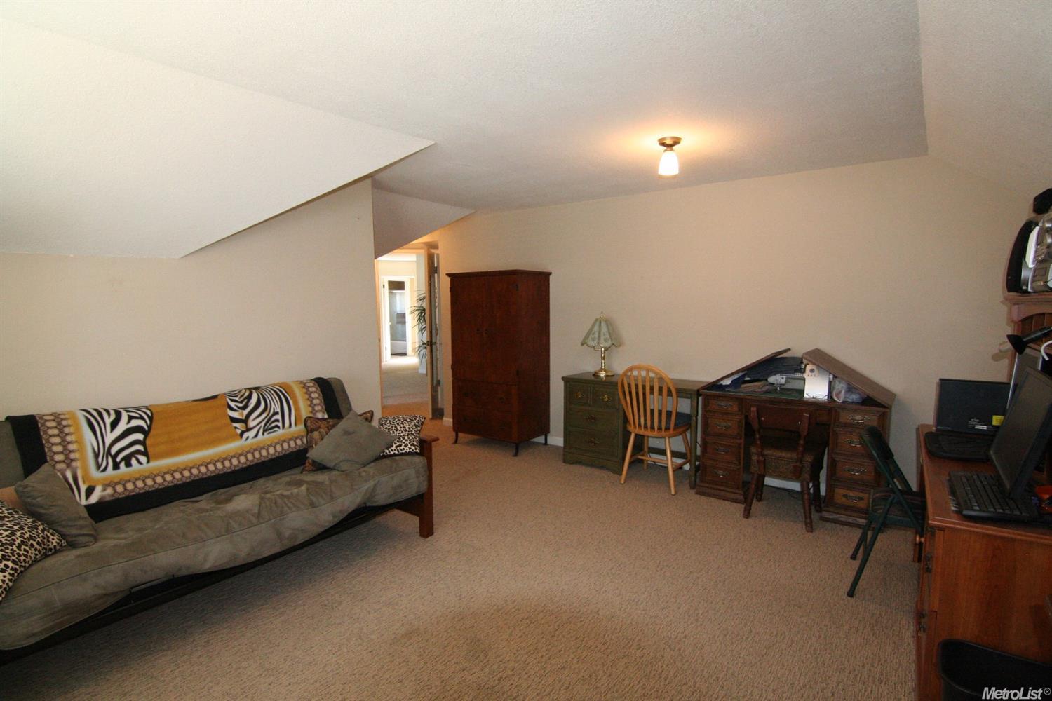 2308 Kampen Ct, Modesto, CA 95356 photo 17
