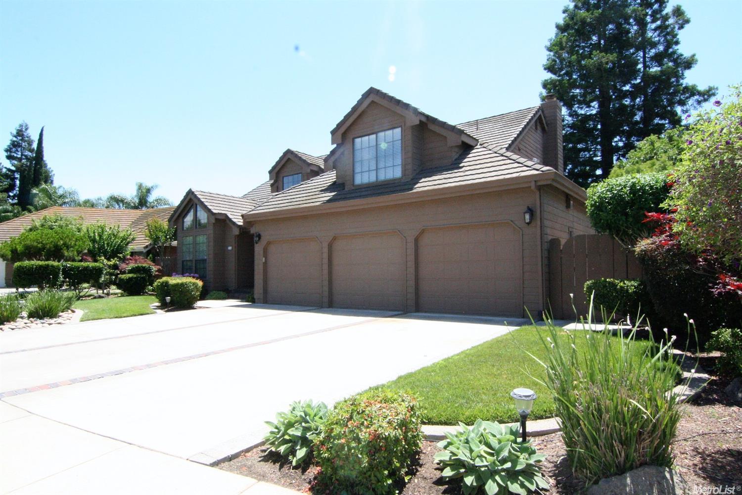 2308 Kampen Ct, Modesto, CA 95356 photo 2