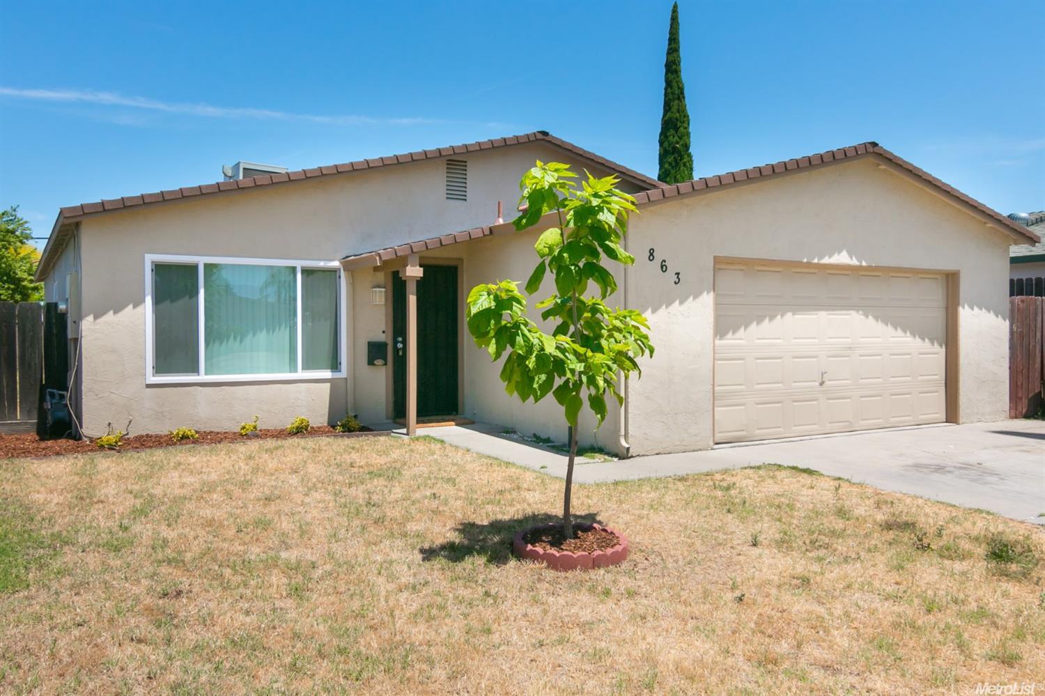 863 Del Monte Ct, Manteca, CA 95336 photo 2