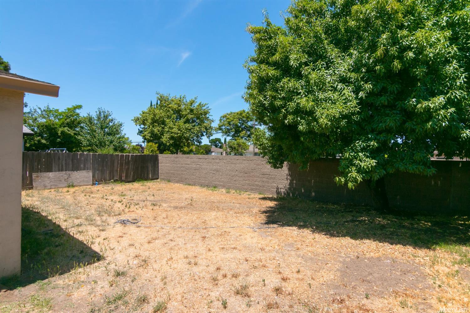 863 Del Monte Ct, Manteca, CA 95336 photo 18