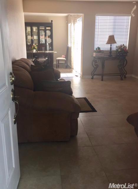 2449 Nancy Ln, Modesto, CA 95350 photo 2