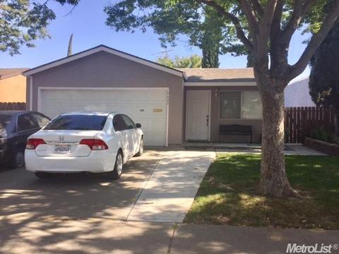 2449 Nancy Ln, Modesto, CA 95350 photo 1