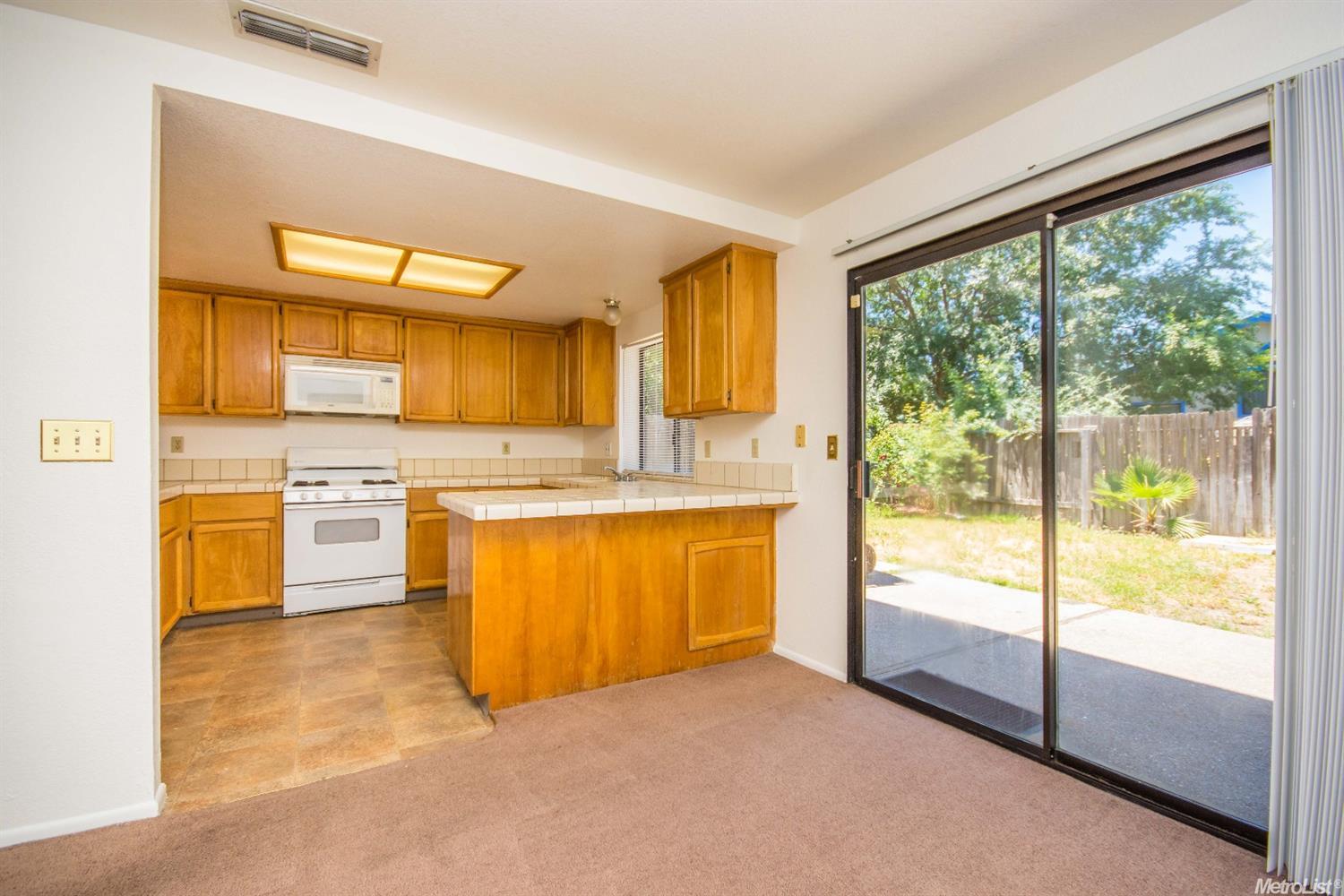 8111 Big Sky Dr, Antelope, CA 95843 photo 17