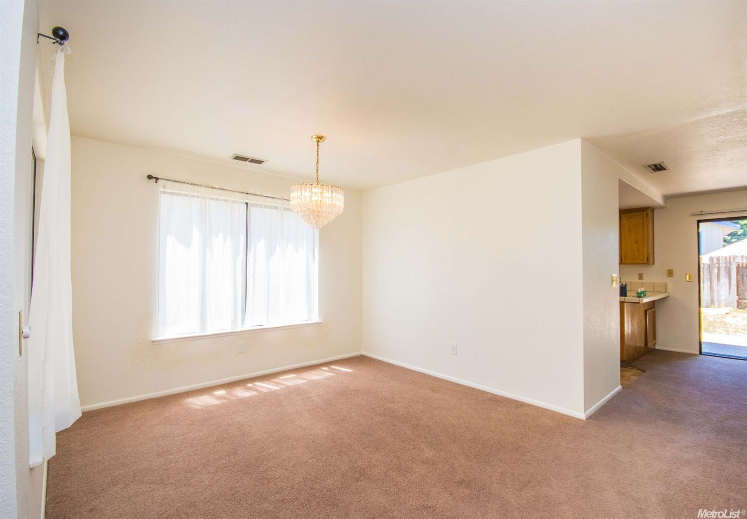 8111 Big Sky Dr, Antelope, CA 95843 photo 11