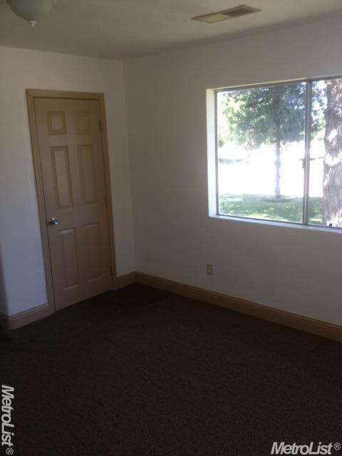 2600 E Redwood Rd, Ceres, CA 95307 photo 11