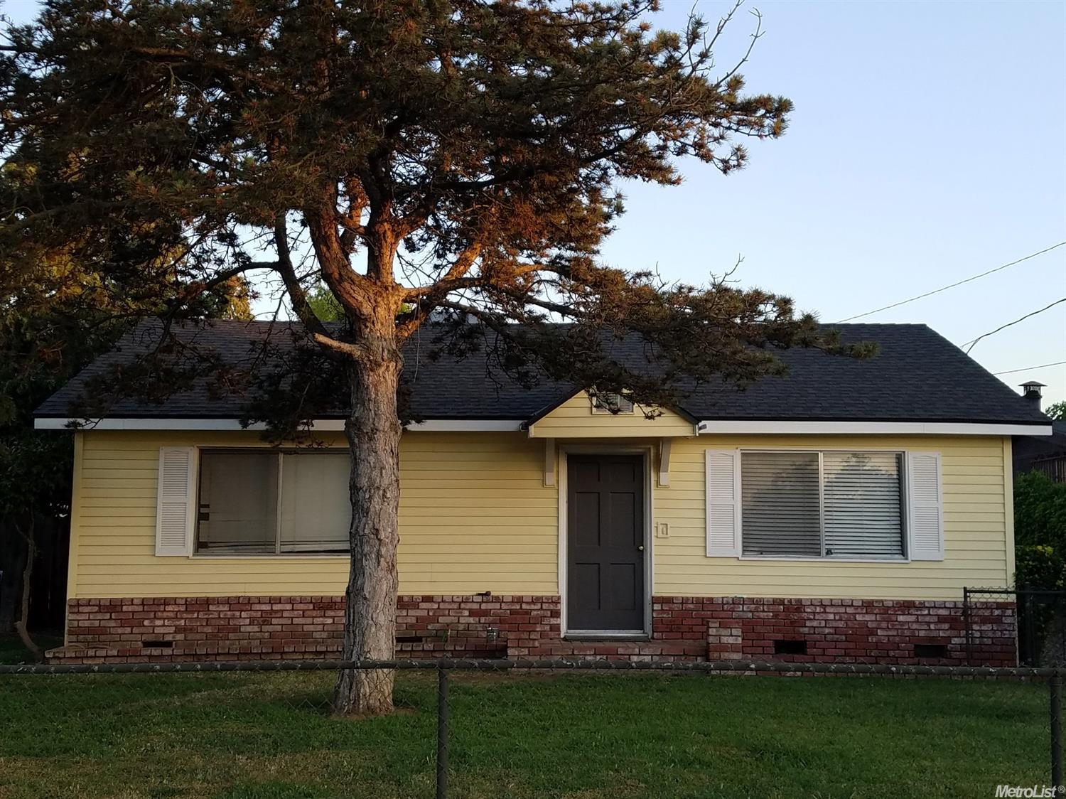 2600 E Redwood Rd, Ceres, CA 95307 photo 1