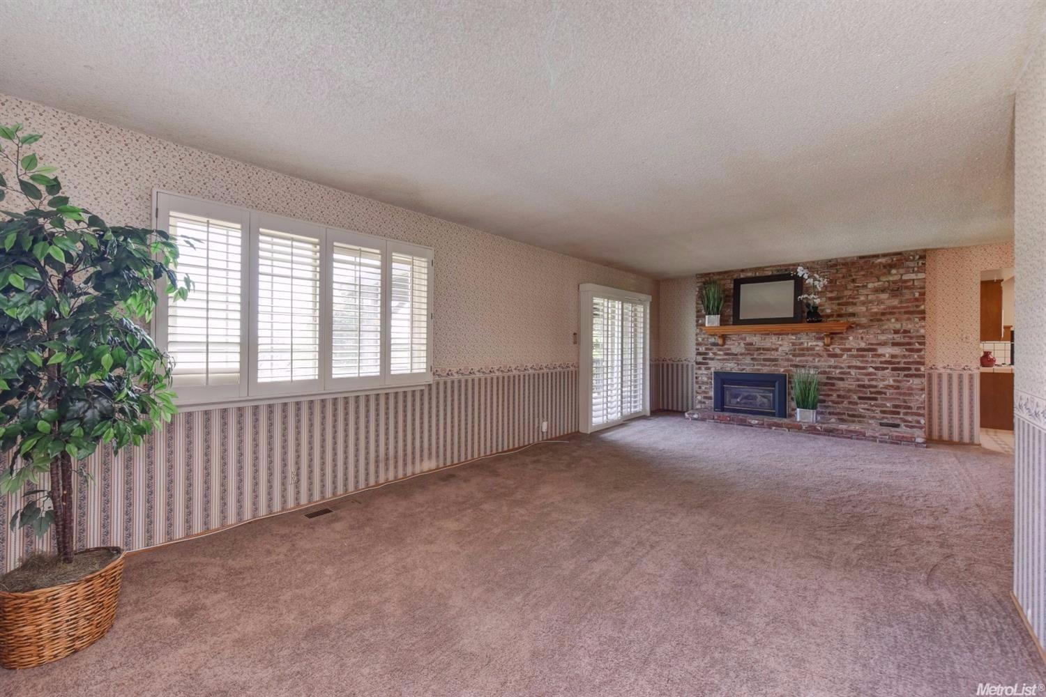 415 Riverview Dr, Auburn, CA 95603 photo 17