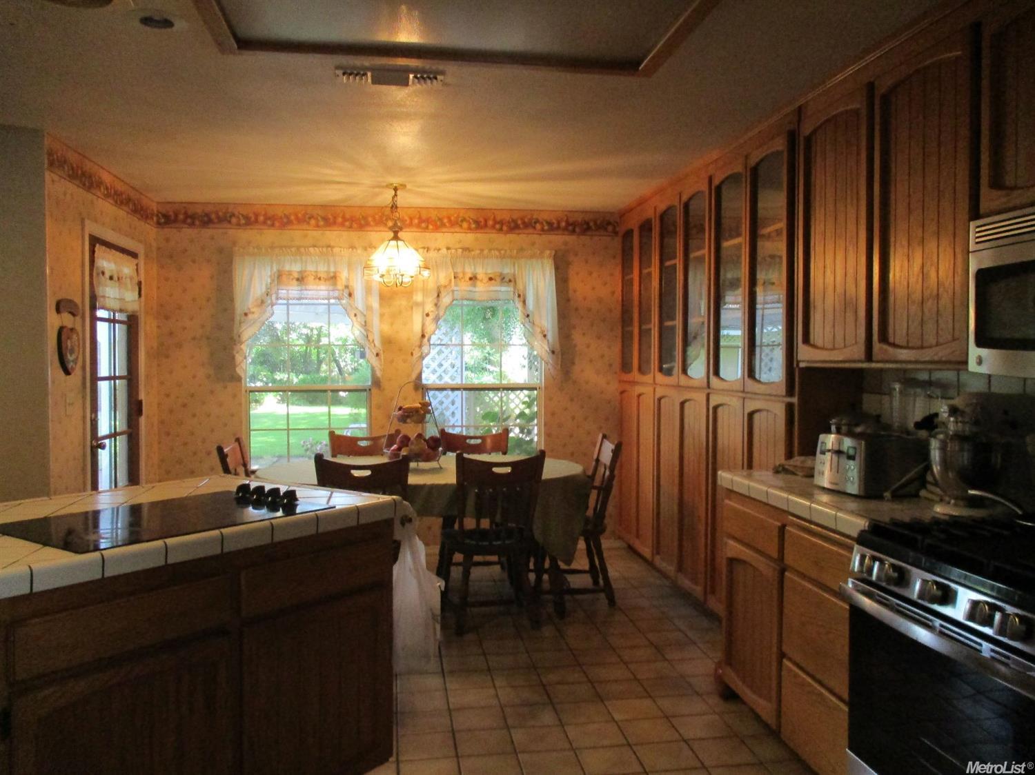116 C St, Wheatland, CA 95692 photo 4