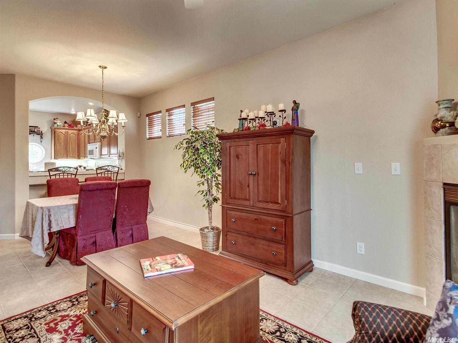 352 Caples Dr, Folsom, CA 95630 photo 11