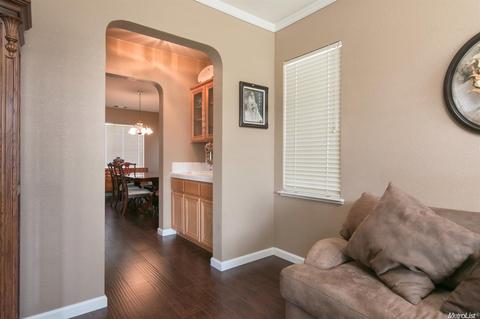 386 W Springer Dr, Turlock, CA 95382 photo 8
