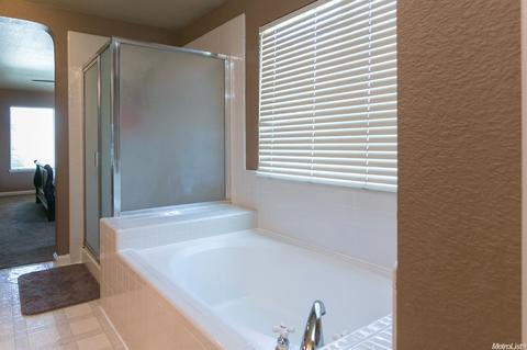 386 W Springer Dr, Turlock, CA 95382 photo 23