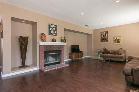 386 W Springer Dr, Turlock, CA 95382 photo 12