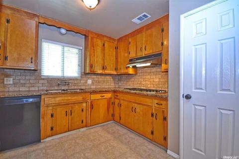 2044 Trent Dr, Modesto, CA 95350 photo 8