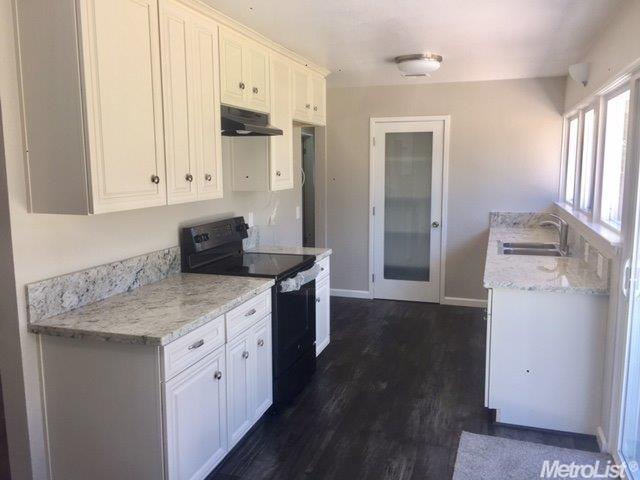 7431 Fox Rd, Hughson, CA 95326 photo 4