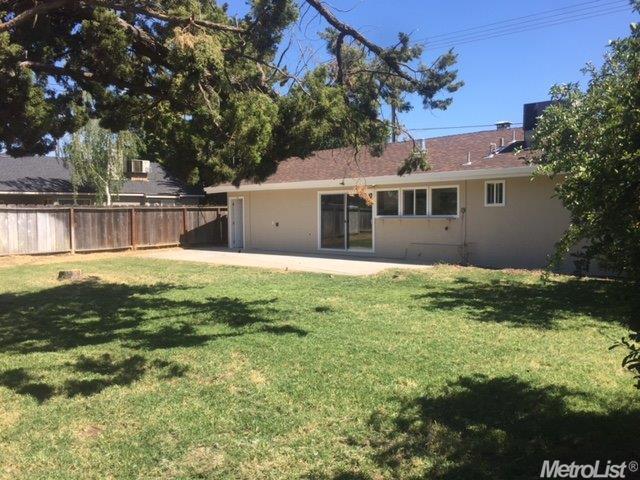 7431 Fox Rd, Hughson, CA 95326 photo 12