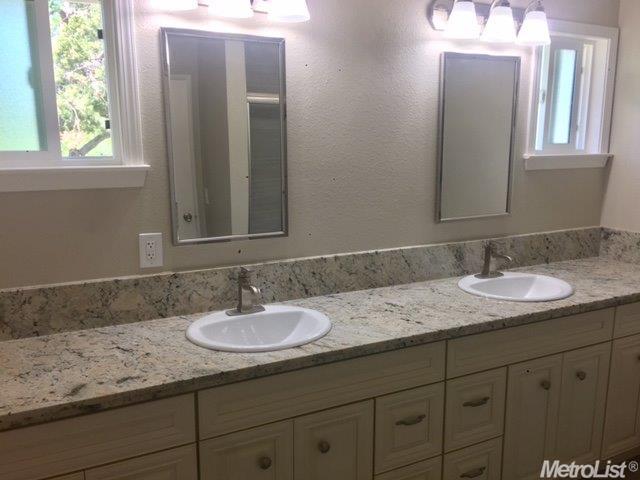 7431 Fox Rd, Hughson, CA 95326 photo 9
