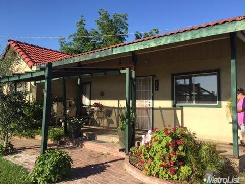 820 Herndon Rd, Modesto, CA 95351 photo 3