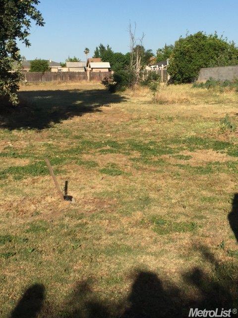820 Herndon Rd, Modesto, CA 95351 photo 8