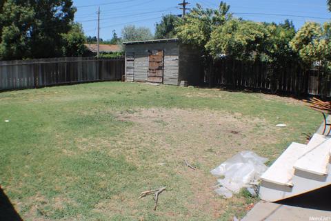 1409 Cahill Ave, Turlock, CA 95380 photo 11