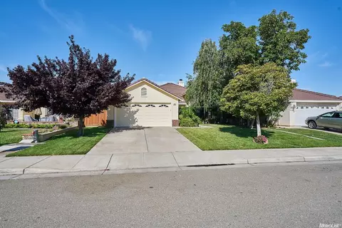 345 Adobe Ln, Tracy, CA 95376 photo 2