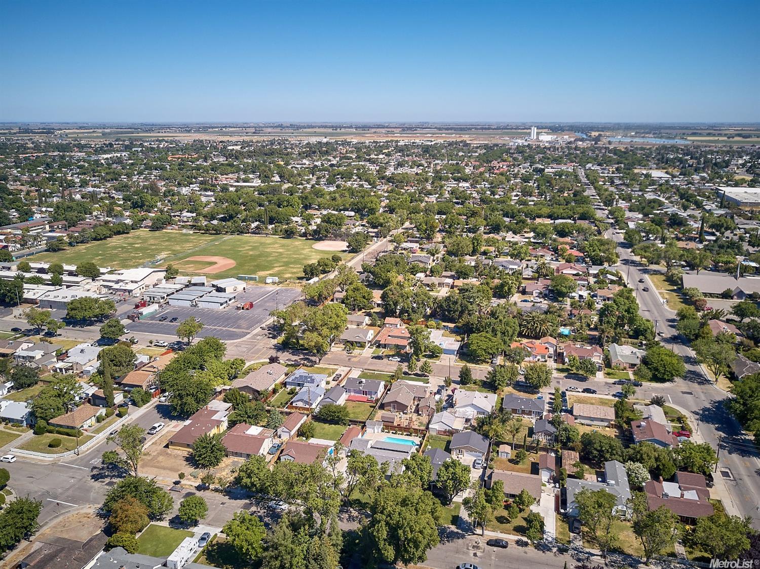 227 Hollywood Ave, Tracy, CA 95376 photo 25