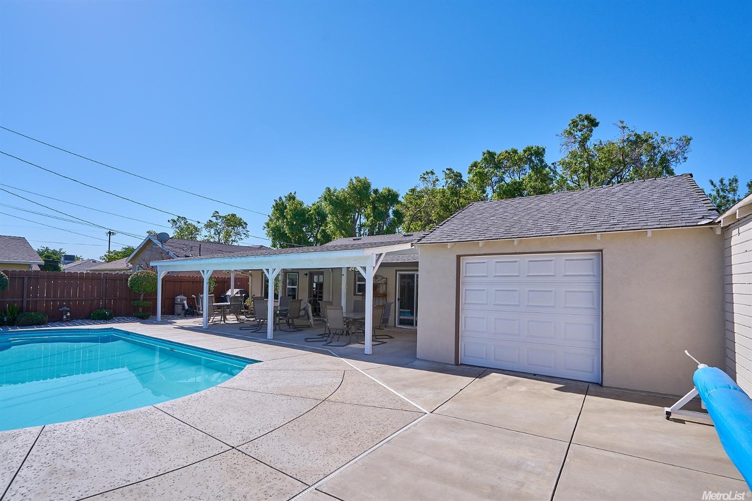 227 Hollywood Ave, Tracy, CA 95376 photo 17