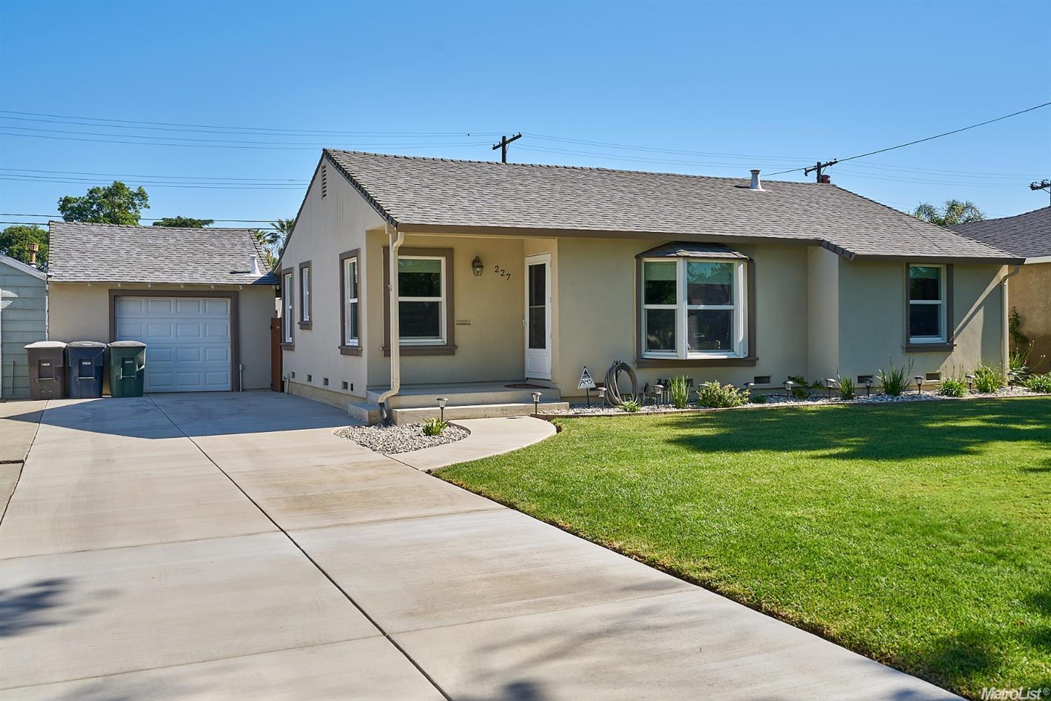 227 Hollywood Ave, Tracy, CA 95376 photo 1