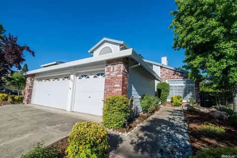 5629 Summit Dr, Rocklin, CA 95765 photo 1