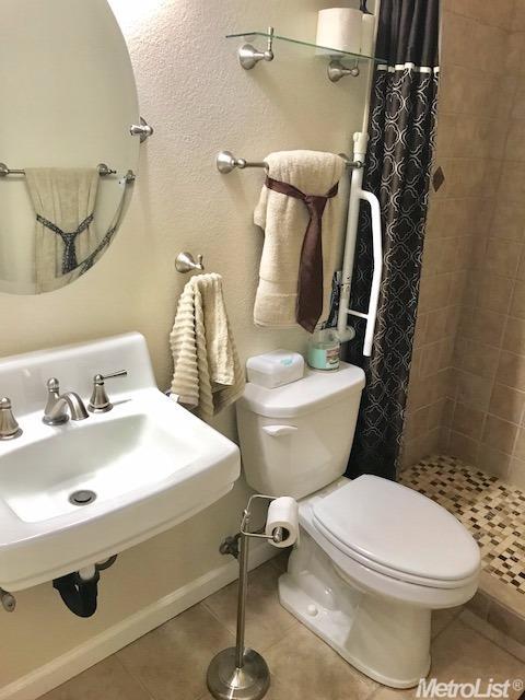 2213 Shadowbrook Way, Modesto, CA 95351 photo 9