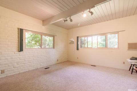 125 Hogue Rd, Modesto, CA 95356 photo 9