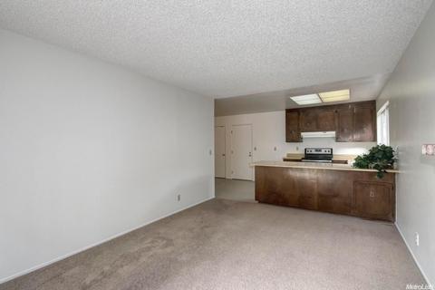 2850 Seine Ave, Davis, CA 95616 photo 9