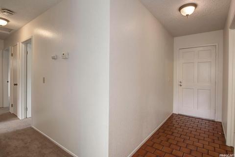 2850 Seine Ave, Davis, CA 95616 photo 4