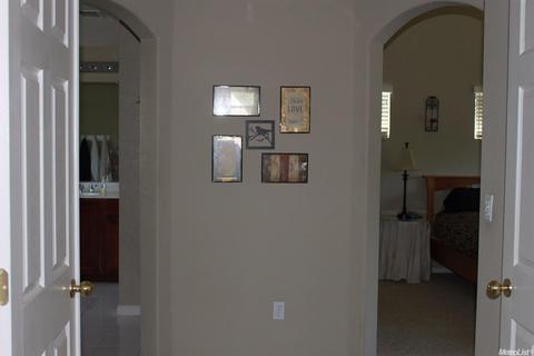 1625 Vandalay Dr, Ceres, CA 95307 photo 4